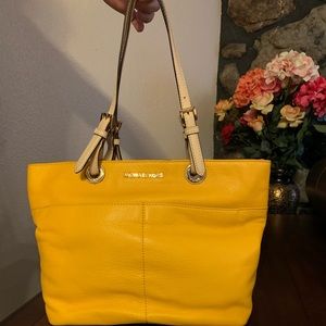 Michael Kors Bedford purse